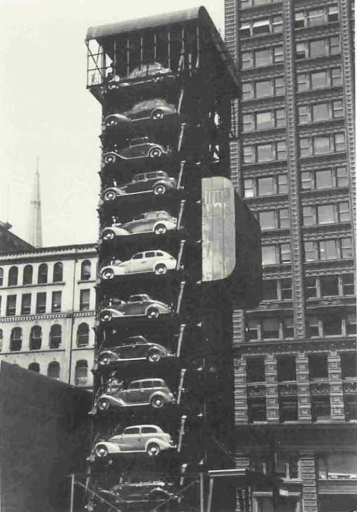 postcard-chicago-parking-elevator-striking-1937