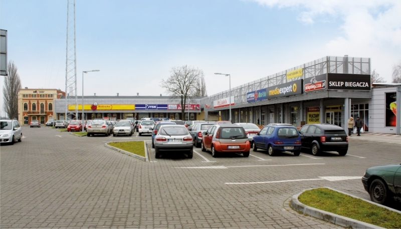 The sale of the Faktoria Shopping Center is the next step in the implementation of the Group’s strategy
